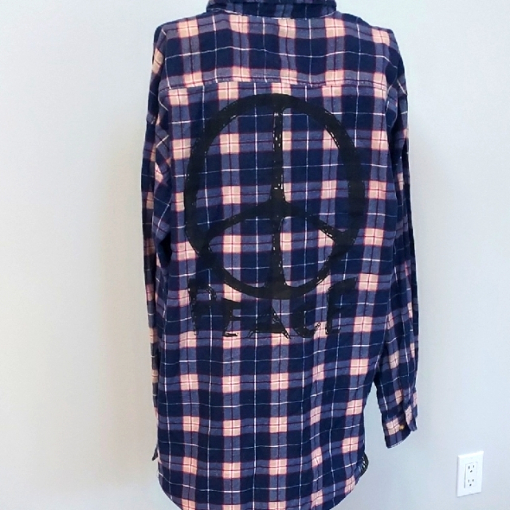 Men's PEACE sign flannel shirt